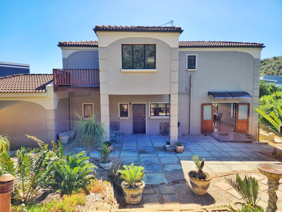 4 Bedroom Property for Sale in Cola Beach Western Cape